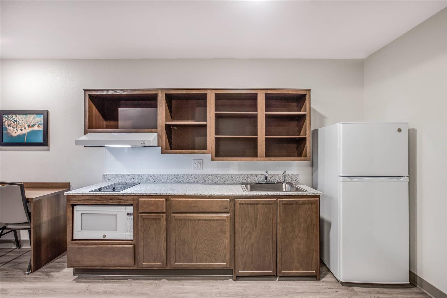 WoodSpring Suites Novi Farmington - photo 17
