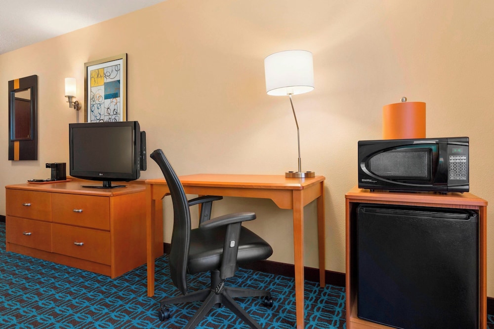 Fairfield Inn & Suites Mankato - photo 8