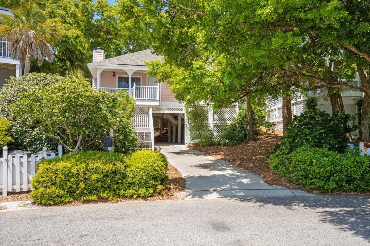 Pelican Bay 33 in Isle Of Palms, United States