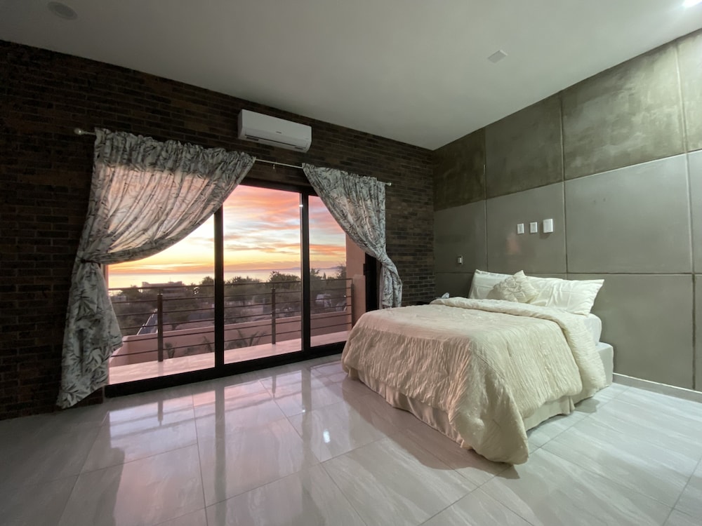 Stella Maris - carbon neutral hotel in La Paz