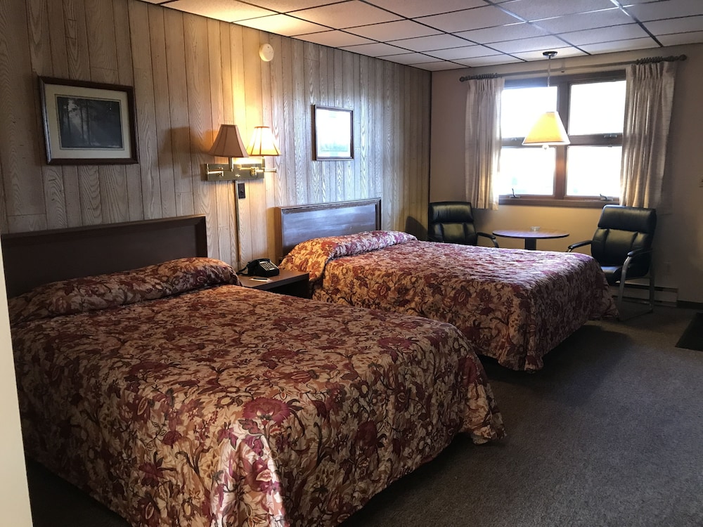 Colonial Hotel Motel - photo 18
