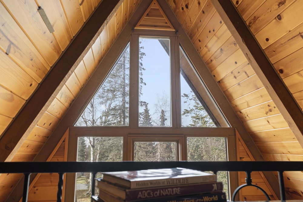 Jupiter Peaks Hideaway — Anchorage — photo 4