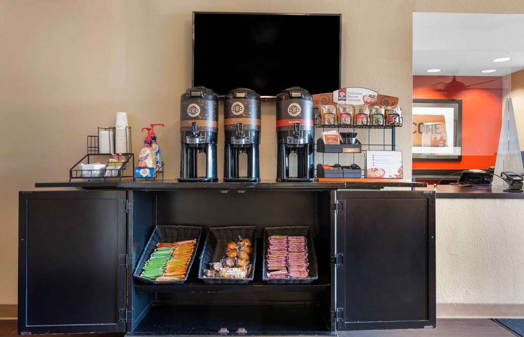 Extended Stay America Suites Pittsburgh Airport - photo 7