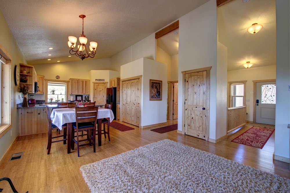 Ridgetop Hideaway - photo 6