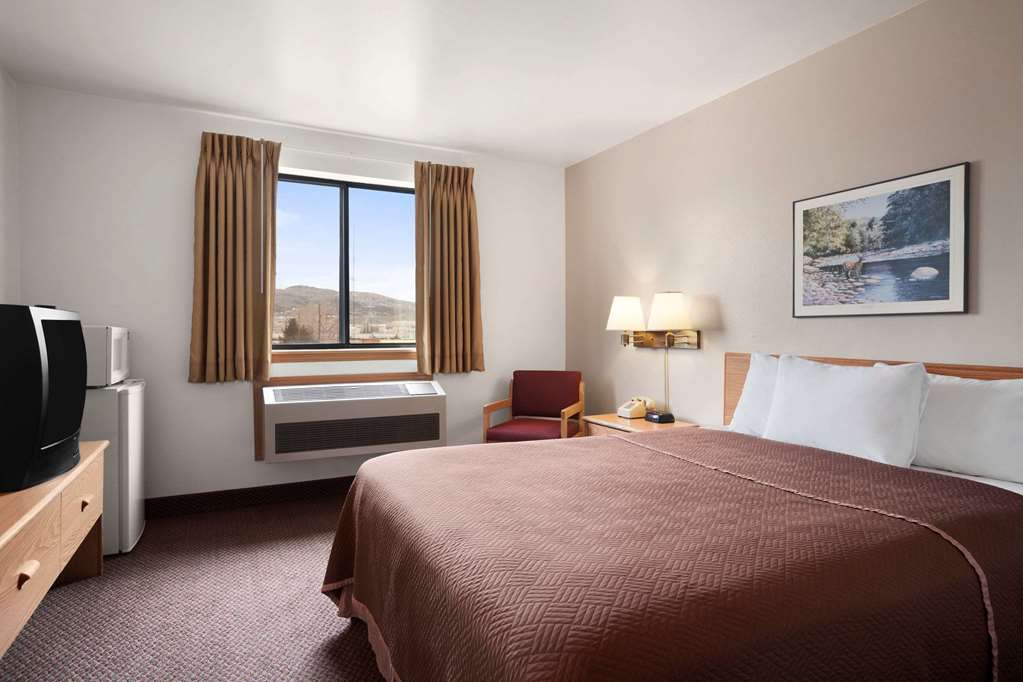 Travelodge by Wyndham Elko NV - photo 8