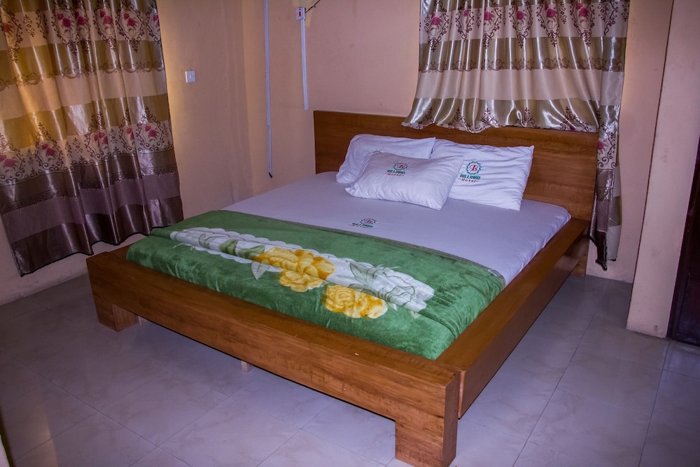 Billiard Hotel — Festac Town — photo 2