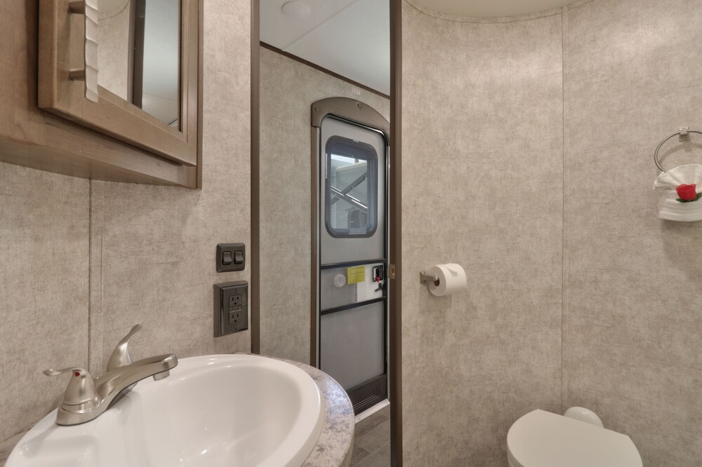 Sunshine Key RV Resort & Marina - photo 29