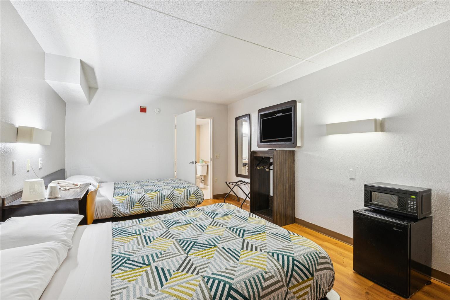 Motel 6 Piscataway NJ - photo 16