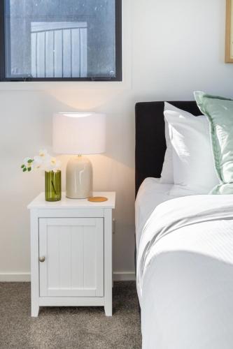 Tuam Street delight 4 bed 4 bath with Carpark — 4-Star Luxury Hotel in Christchurch, New Zealand