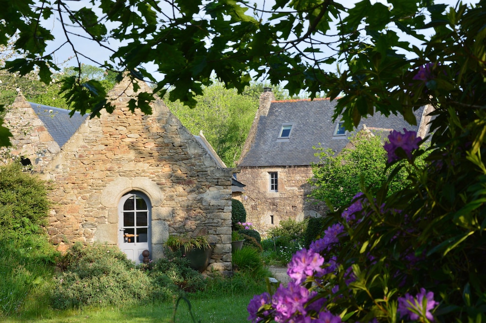 La Grange de Coatelan - last minute hotel in Plougonven