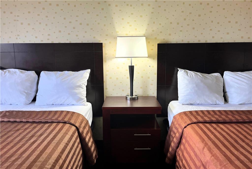 Travelodge by Wyndham Seymour - photo 10