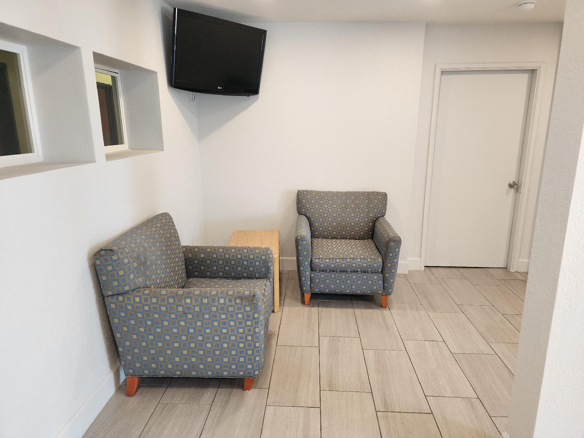MetroParc 'nSuites - photo 21