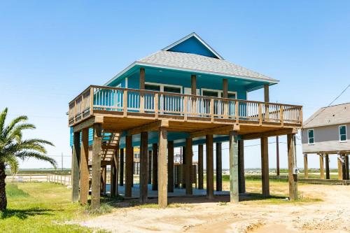 Capri Beach View Private Walkway Pet Friendly — Surfside Beach