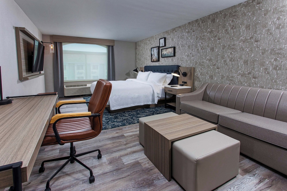 Four Points by Sheraton Appleton - photo 9