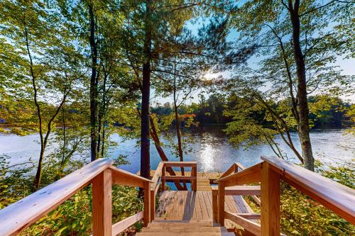 Brown Bear Cabin — Tomahawk — photo 5