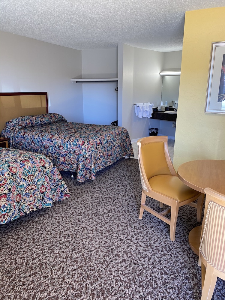 Dunes Inn - photo 24