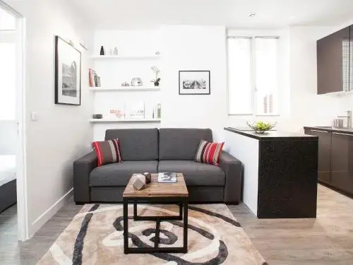 Charming Apartment Paris Center — 4-Star Luxury Hotel in Paris, France