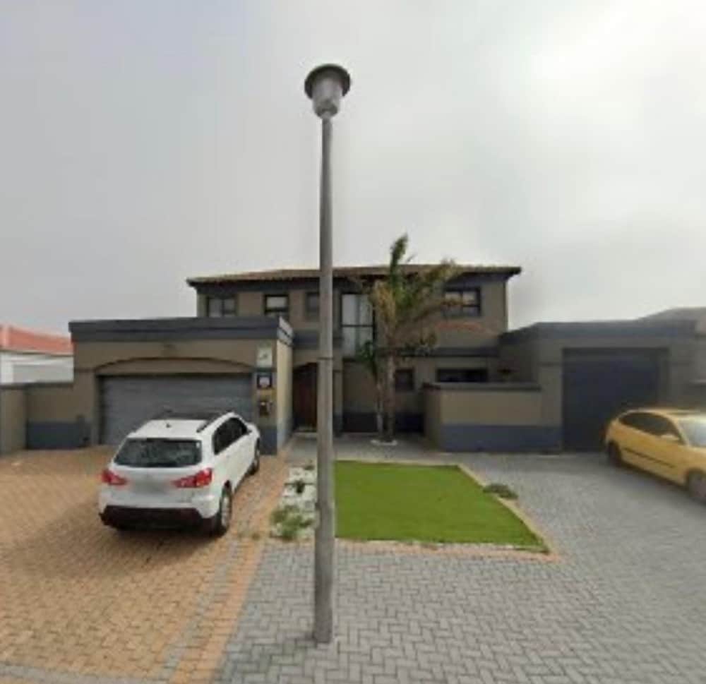 Hermiserve Pty Ltd - carbon neutral hotel in Cape Town