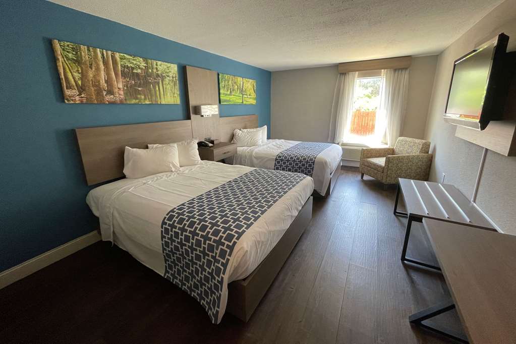 Wingate by Wyndham Columbia Fort Jackson - photo 2