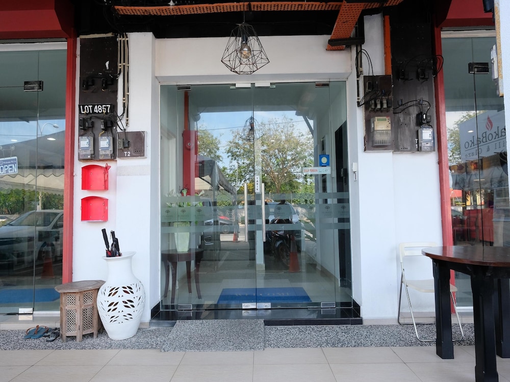 Spot On 89992 Hotel Azra in Tanah Merah, Malaysia