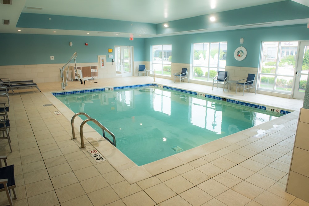 Holiday Inn Express & Suites Louisville N Jeffersonville by IHG - photo 13