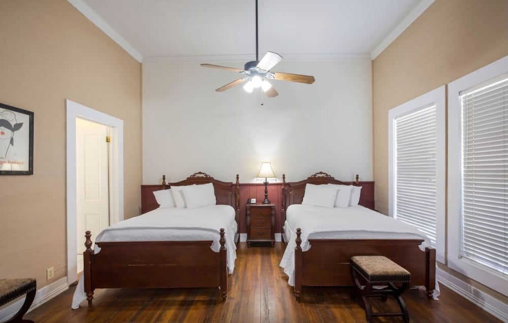 Coombs Inn and Suites - photo 4