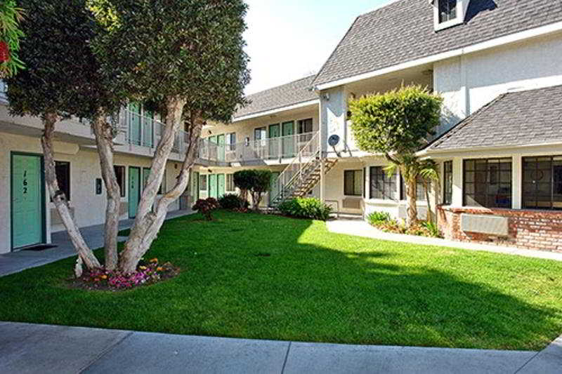 Motel 6 Carlsbad Downtown - featured photo