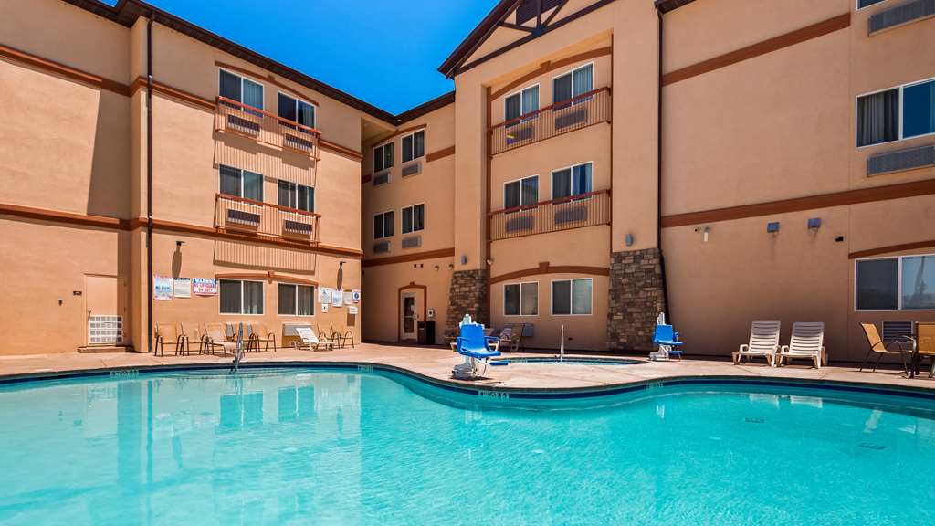 Best Western Plus Zion West Hotel - photo 6