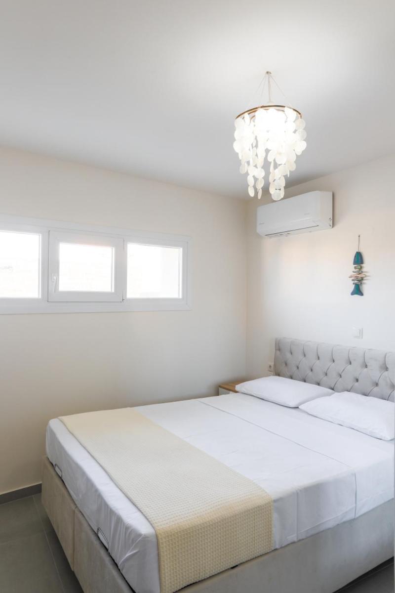 Lucia Beachfront Suite — Panormos — photo 3