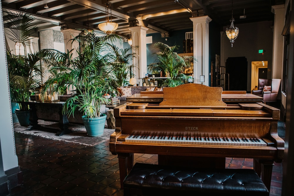 Hotel Petaluma Tapestry Collection by Hilton - photo 2