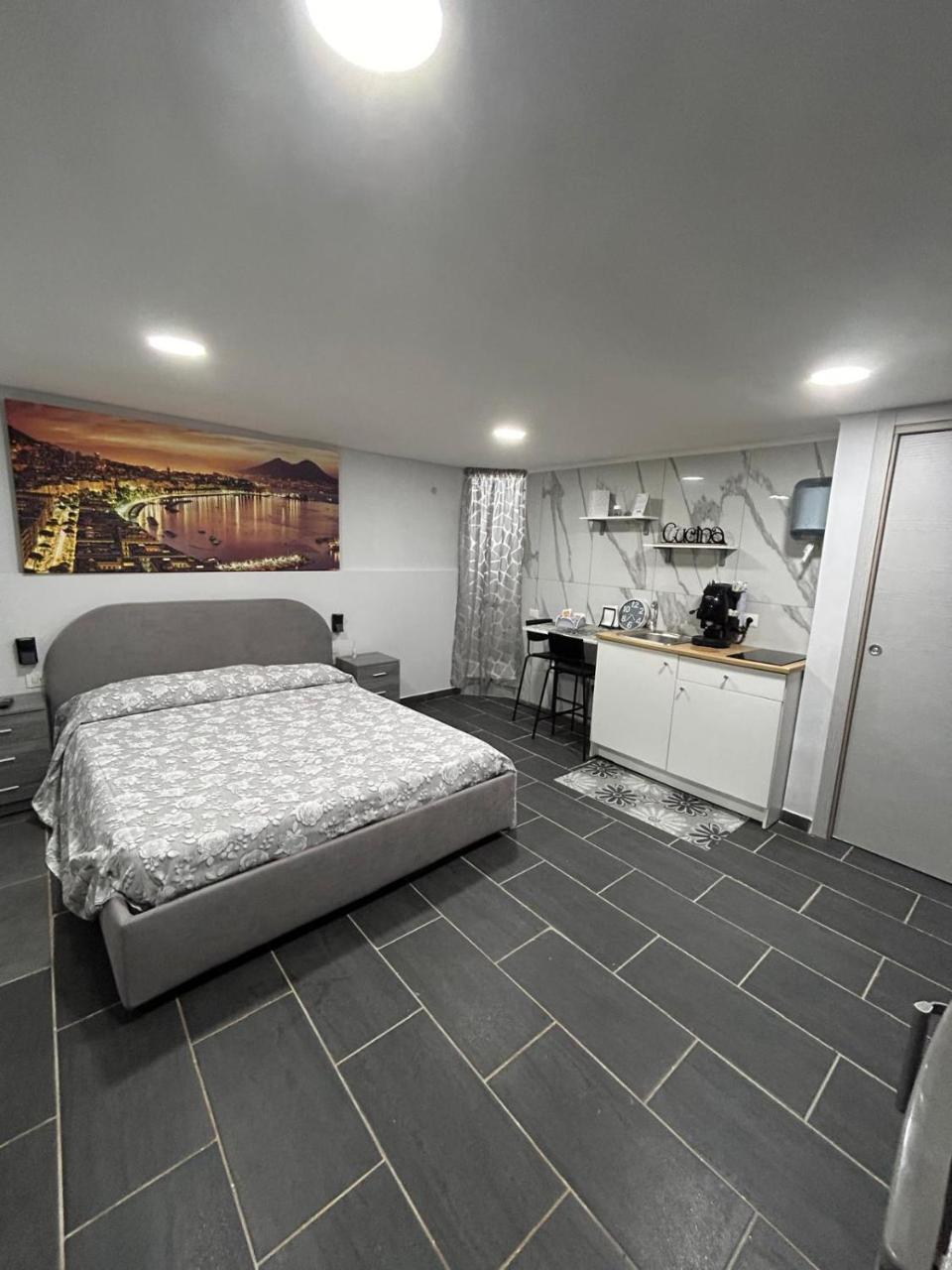 Red&Def - carbon neutral hotel in Naples