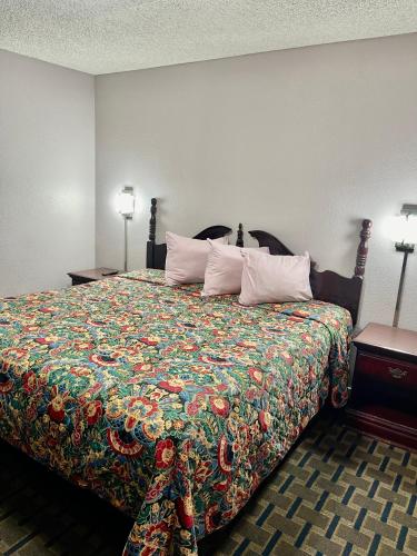 Bradbury Inn — Big Spring