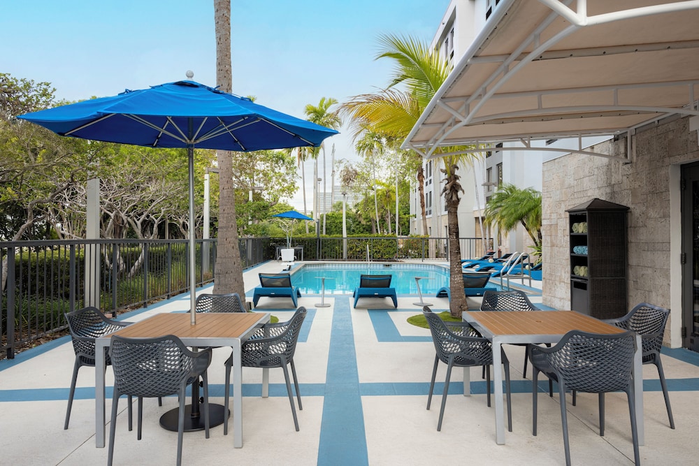 Hampton Inn Miami Airport West - photo 14