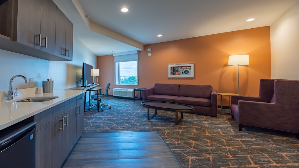 Courtyard by Marriott Atlanta Dunwoody - photo 7
