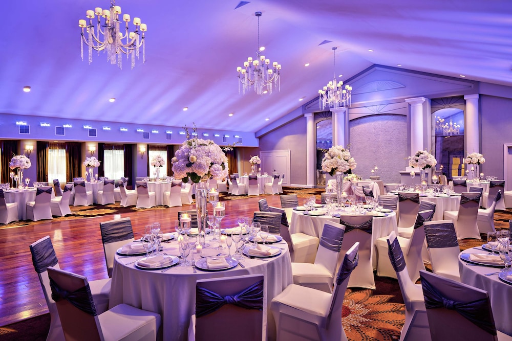 DoubleTree by Hilton Fairfield Hotel & Suites - photo 55