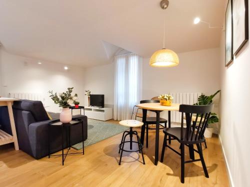 Zarautz Bella Suite by Aston Rentals — 4-Star Luxury Hotel in Zarautz, Spain