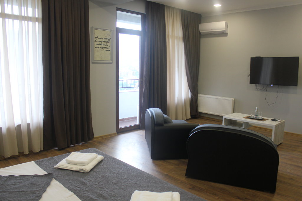 Spacious 2 bedroom apartment