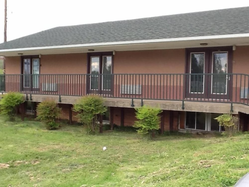 Caronoda Motel - photo 34