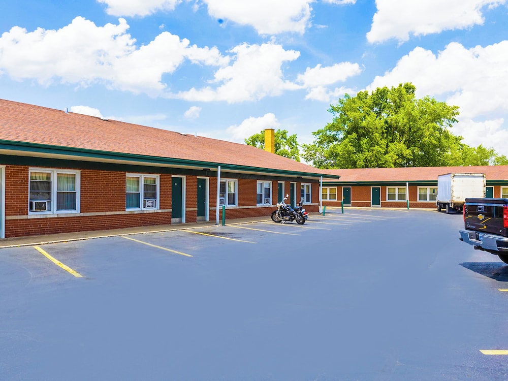 Manor Motel Near Oak Brook Chicago Westchester - photo 20