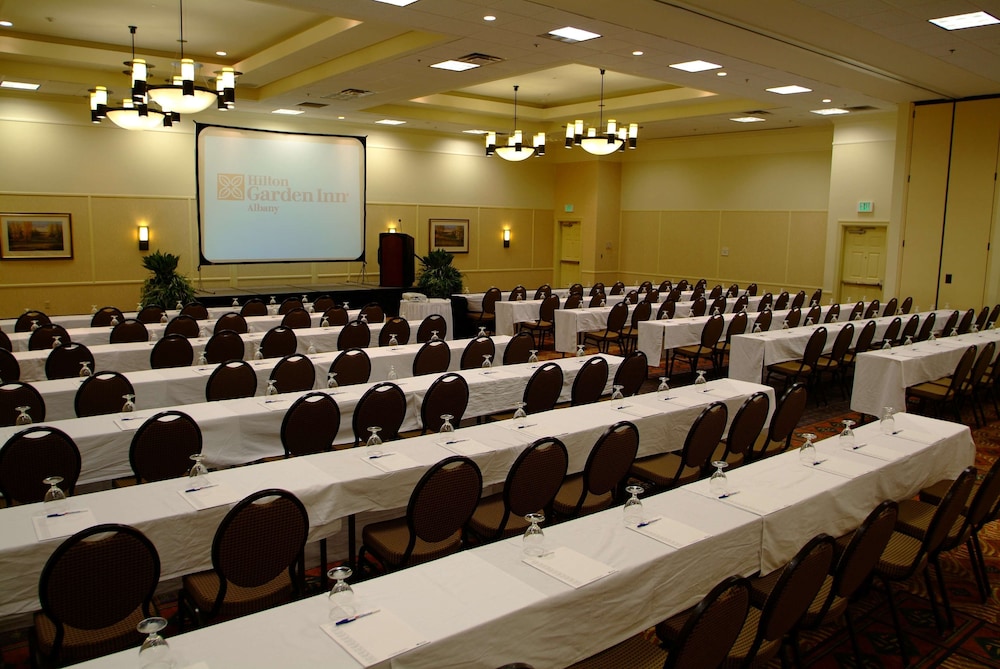 Hilton Garden Inn Albany - photo 27