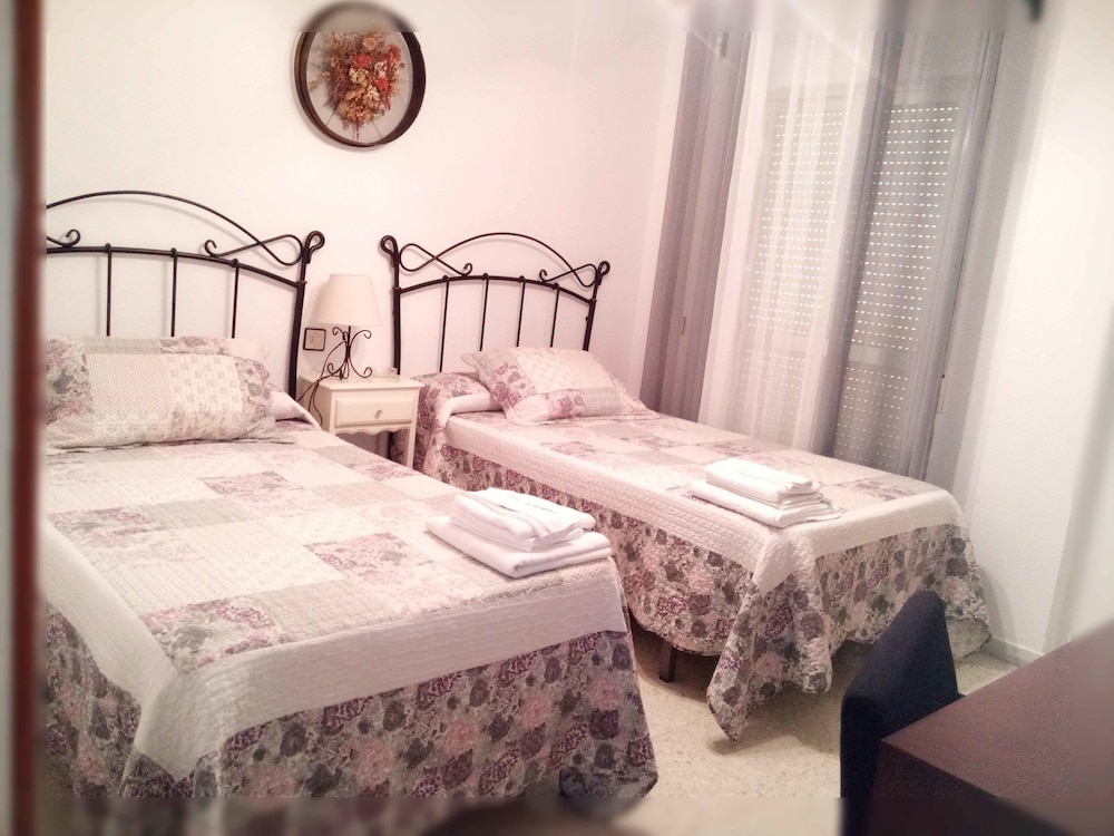 Hotel La Palmera — hotel in Valverde Del Fresno