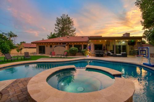 Desert Palms — Phoenix