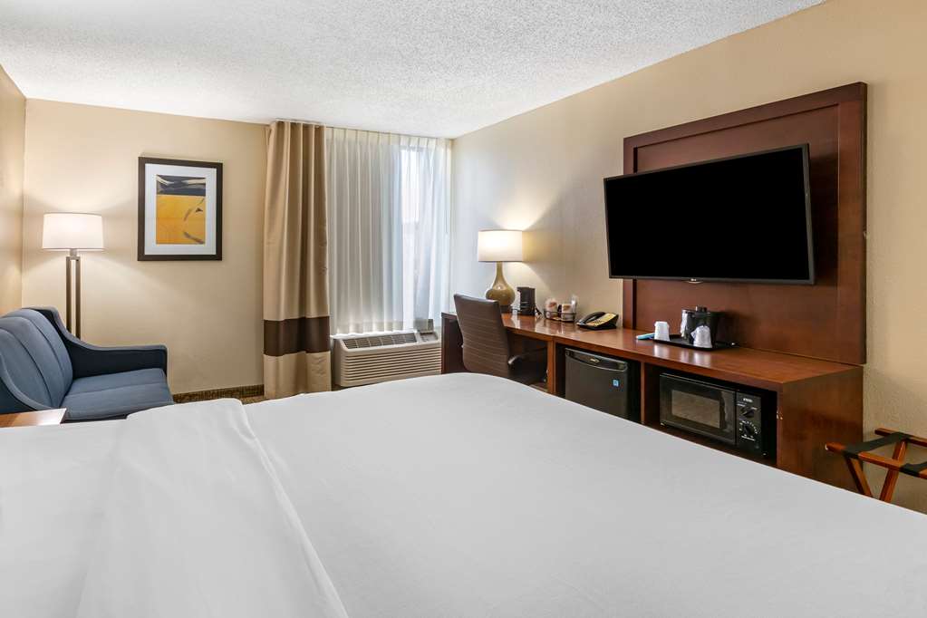 Comfort Inn Laurinburg NC - photo 12