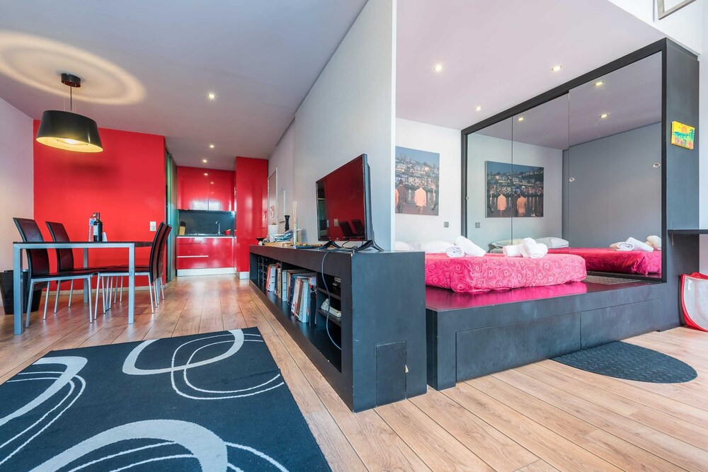 Ribeira Cozy Apartment — 4-Star Luxury Hotel in Porto, Portugal