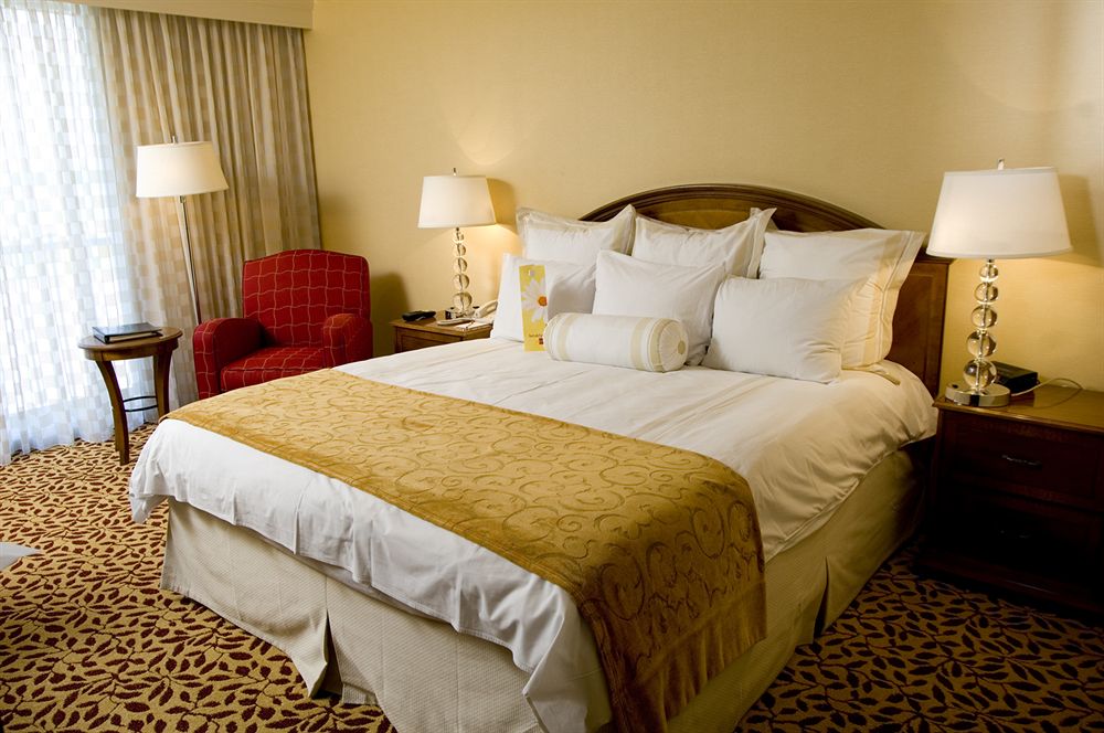 Hotel Fort Wayne - photo 14