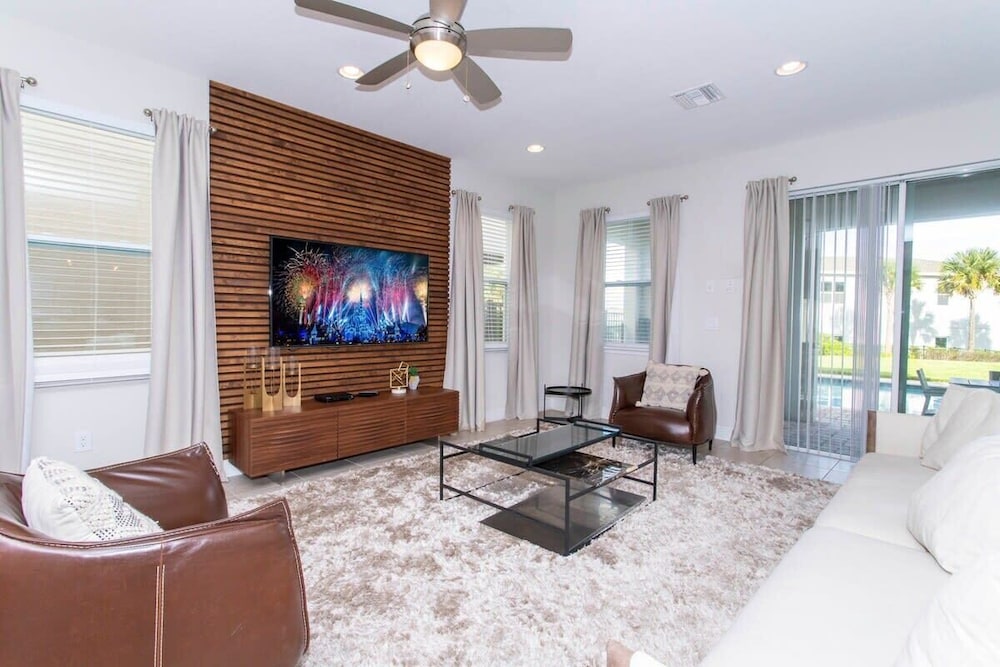 Luxurious 5Bd Single Family w Pool&Jacuzzi @Encore Resort 7432 - photo 24