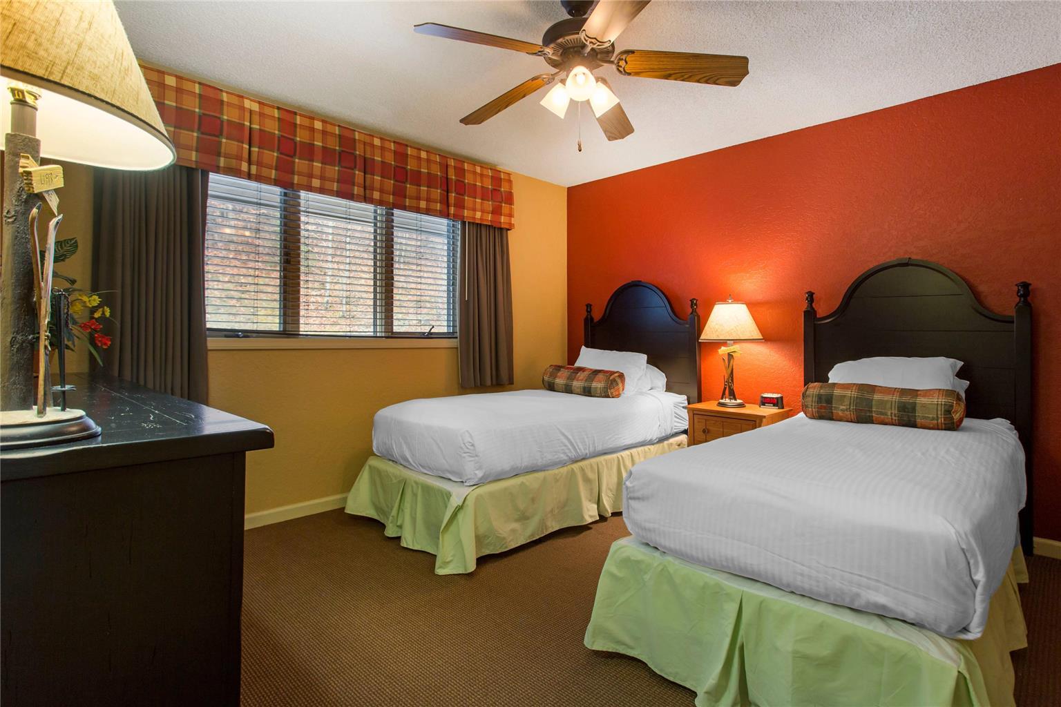 Bluegreen Vacations Blue Ridge Village an Ascend Collection Resort - photo 37