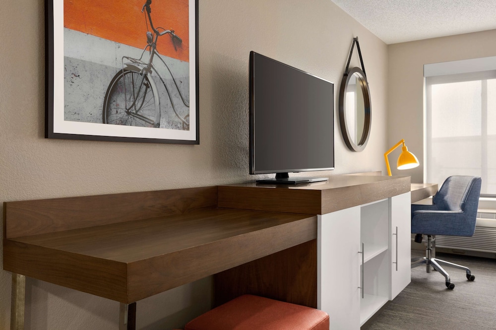 Hampton Inn Denver West Golden - photo 17