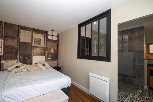 Mia - carbon neutral hotel in Unknown City