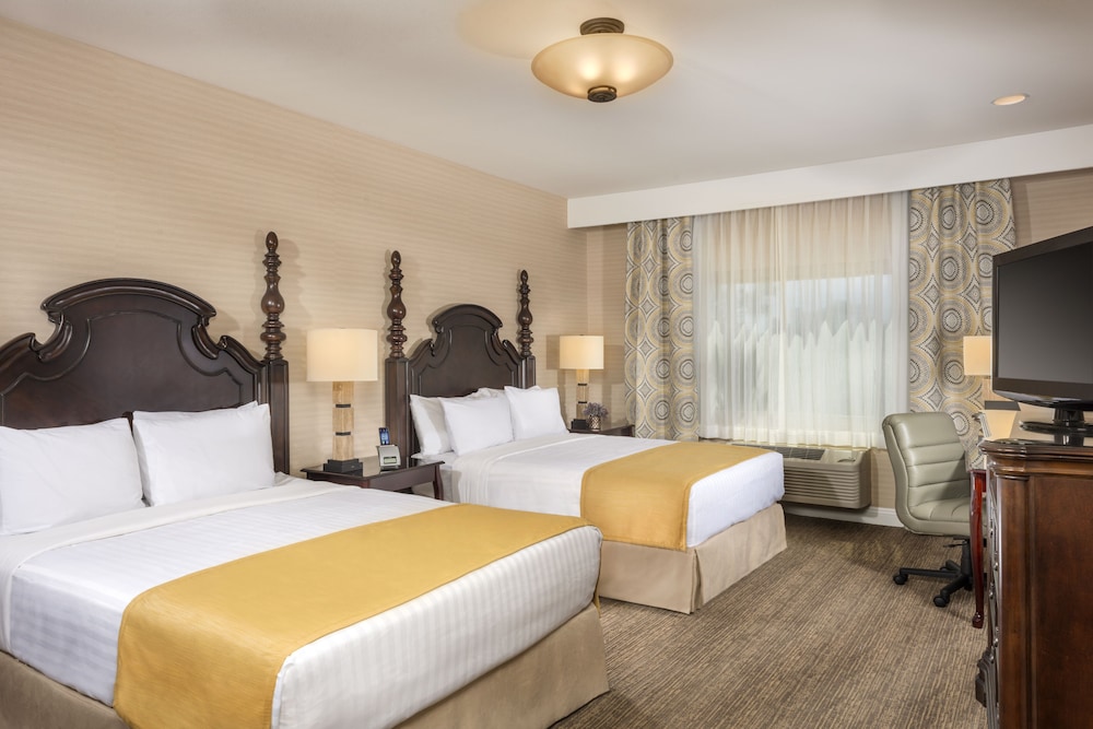 Ayres Suites Ontario at the Mills Mall Rancho Cucamonga - photo 8